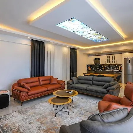 Isitmali Havuzlu Masaj Koltuklu Luks Papatya Villa Toparlar
