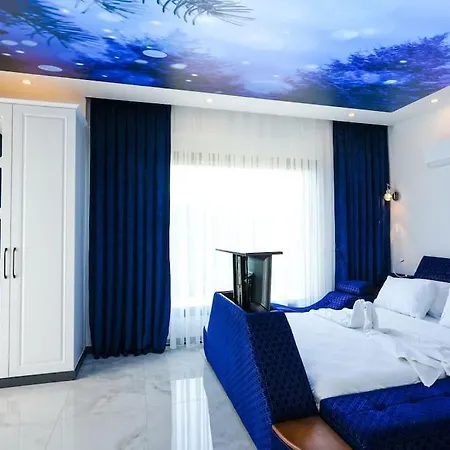 Isitmali Havuzlu Masaj Koltuklu Luks Papatya Villa