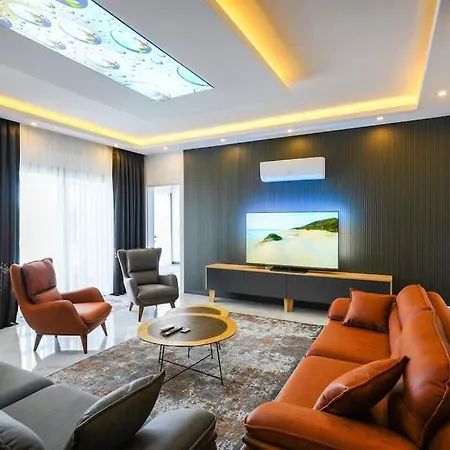 Isitmali Havuzlu Masaj Koltuklu Luks Papatya Villa